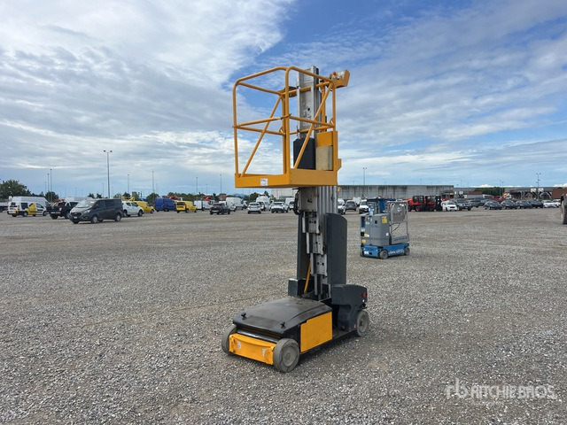 2011 JLG Toucan Junior 6B Vertical Mast Lift - מעלית תורן אנכית: תמונה 2 2011 JLG Toucan Junior 6B Vertical Mast Lift - מעלית תורן אנכית: תמונה 2