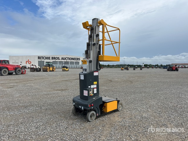 2011 JLG Toucan Junior 6B Vertical Mast Lift - מעלית תורן אנכית: תמונה 3 2011 JLG Toucan Junior 6B Vertical Mast Lift - מעלית תורן אנכית: תמונה 3