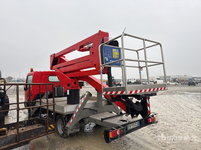 2011 Nissan Cabstar 2011 Socage DA320 20 m on (Inop ... Bucket Truck - פלטפורמה אווירית מותקנת על משאית: תמונה 3 2011 Nissan Cabstar 2011 Socage DA320 20 m on (Inop ... Bucket Truck - פלטפורמה אווירית מותקנת על משאית: תמונה 3