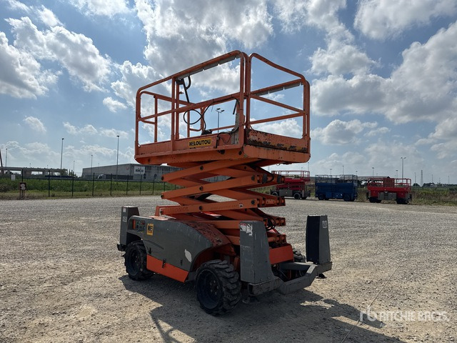 2012 Haulotte Compact12DX Piattaforma aerea verticale - מעלית מספריים: תמונה 3 2012 Haulotte Compact12DX Piattaforma aerea verticale - מעלית מספריים: תמונה 3