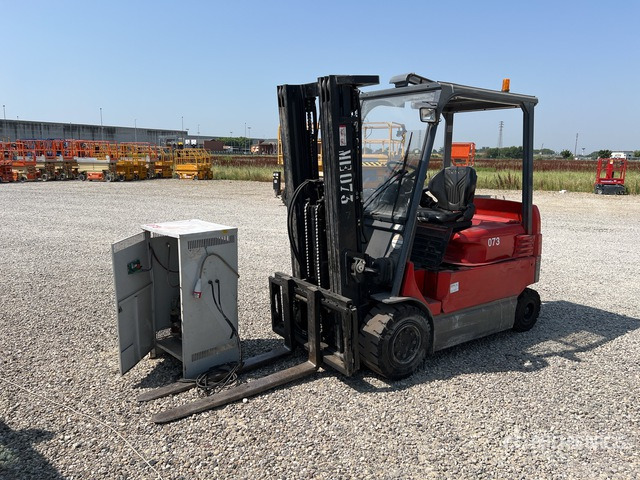 2012 Toyota 7FBMF30 3000 kg (Inoperable) Electric Forklift - מלגזה חשמלית: תמונה 4 2012 Toyota 7FBMF30 3000 kg (Inoperable) Electric Forklift - מלגזה חשמלית: תמונה 4