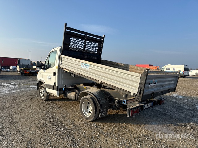 2013 Iveco Daily 35C11 S/A Dump Truck - מזהיר: תמונה 3 2013 Iveco Daily 35C11 S/A Dump Truck - מזהיר: תמונה 3