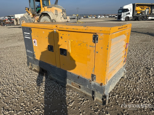 2015 Atlas Copco QAS40 40 kVA Generator Set - ערכת גנרטורים: תמונה 4 2015 Atlas Copco QAS40 40 kVA Generator Set - ערכת גנרטורים: תמונה 4