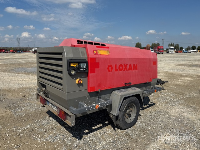 2015 Atlas Copco XAHS186 Compressore - מדחס אוויר: תמונה 3 2015 Atlas Copco XAHS186 Compressore - מדחס אוויר: תמונה 3