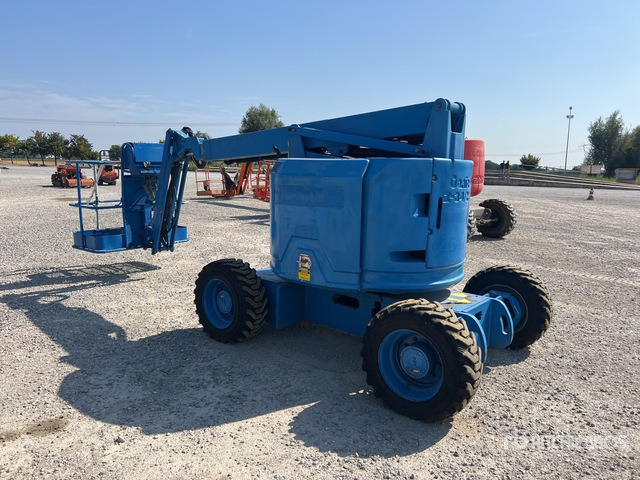 2015 Genie Z-34/22 (Inoperable) Articulating Boom Lift - זרוע מרפקי: תמונה 3 2015 Genie Z-34/22 (Inoperable) Articulating Boom Lift - זרוע מרפקי: תמונה 3