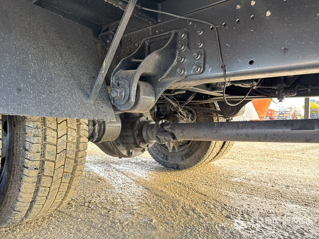 2015 Iveco 140E19 4x2 Flatbed Truck - משאית צד נופל/ שטוחה: תמונה 5 2015 Iveco 140E19 4x2 Flatbed Truck - משאית צד נופל/ שטוחה: תמונה 5