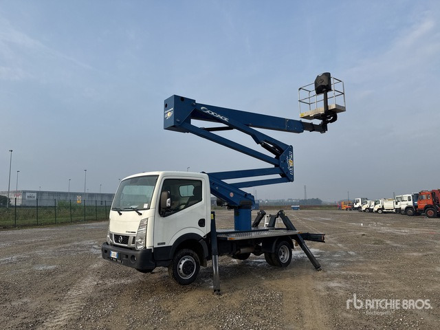 2015 Nissan Cabstar 35.12 2015 Socage DA324 24 m on Bucket Truck - פלטפורמה אווירית מותקנת על משאית: תמונה 1 2015 Nissan Cabstar 35.12 2015 Socage DA324 24 m on Bucket Truck - פלטפורמה אווירית מותקנת על משאית: תמונה 1
