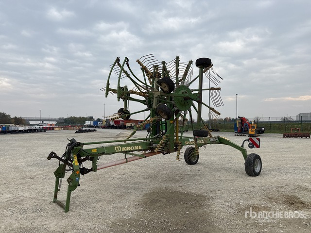 2016 Krone Swadro TC 760 Hay Rake - גורף/ מגרפה: תמונה 2 2016 Krone Swadro TC 760 Hay Rake - גורף/ מגרפה: תמונה 2