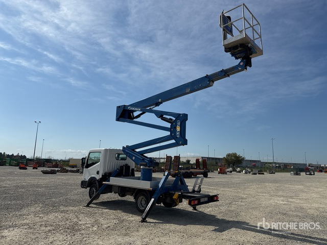 2016 Nissan Cabstar 35.12 2016 Socage DA324 EU5B 24 m on Bucket Truck - פלטפורמה אווירית מותקנת על משאית: תמונה 3 2016 Nissan Cabstar 35.12 2016 Socage DA324 EU5B 24 m on Bucket Truck - פלטפורמה אווירית מותקנת על משאית: תמונה 3