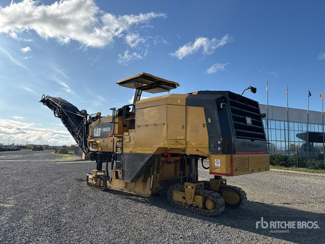 2017 Cat PM620 Tracked Cold Planer - מקצועה חשמלית קרה: תמונה 2 2017 Cat PM620 Tracked Cold Planer - מקצועה חשמלית קרה: תמונה 2
