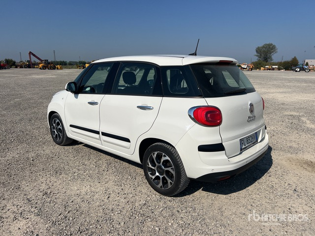 2017 Fiat 500L Automobile - מכונית: תמונה 3 2017 Fiat 500L Automobile - מכונית: תמונה 3