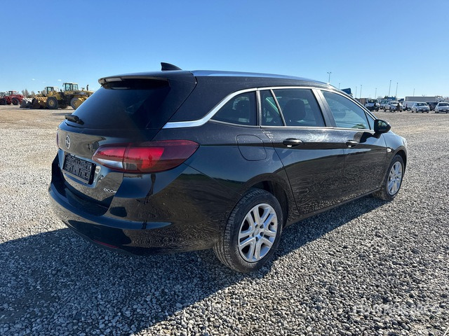 2017 Opel Astra Sport Tourer Automobile - מכונית: תמונה 3 2017 Opel Astra Sport Tourer Automobile - מכונית: תמונה 3