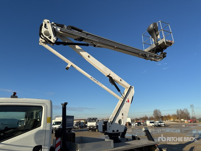 2018 Nissan Cabstar 35C13 2018 Oil&Steel Snake 21-12 21 m on Bucket Truck - פלטפורמה אווירית מותקנת על משאית: תמונה 4 2018 Nissan Cabstar 35C13 2018 Oil&Steel Snake 21-12 21 m on Bucket Truck - פלטפורמה אווירית מותקנת על משאית: תמונה 4