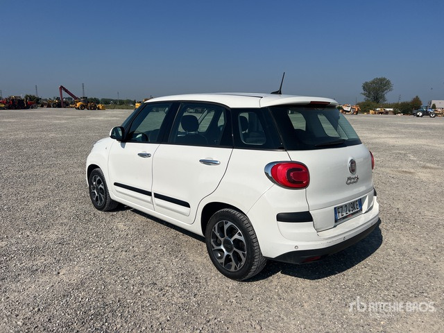 2019 Fiat 500L Automobile - מכונית: תמונה 4 2019 Fiat 500L Automobile - מכונית: תמונה 4