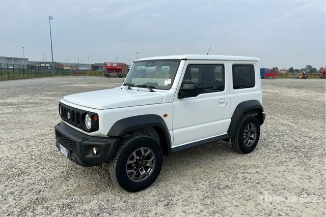 2019 Suzuki Jimny 1.5 Top 4wd allgrip 75KW/102CV SUV - SUV: תמונה 3 2019 Suzuki Jimny 1.5 Top 4wd allgrip 75KW/102CV SUV - SUV: תמונה 3