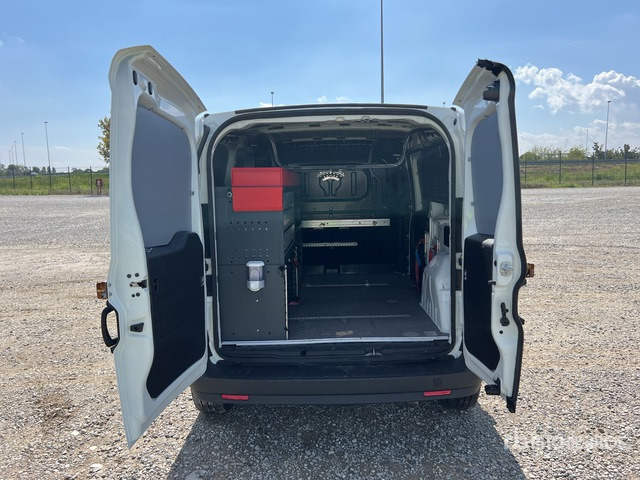 2020 Fiat Doblo CARGO MAXI 1.6 MJET 120CV LOUNGE Van Truck - כלי רכב מסחרי קטן: תמונה 4 2020 Fiat Doblo CARGO MAXI 1.6 MJET 120CV LOUNGE Van Truck - כלי רכב מסחרי קטן: תמונה 4