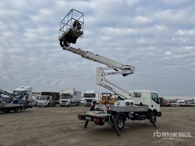 2020 Nissan Cabstar 35.13 2020 Oil&Steel Snake 2010 Plus ... Bucket Truck - פלטפורמה אווירית מותקנת על משאית: תמונה 3 2020 Nissan Cabstar 35.13 2020 Oil&Steel Snake 2010 Plus ... Bucket Truck - פלטפורמה אווירית מותקנת על משאית: תמונה 3