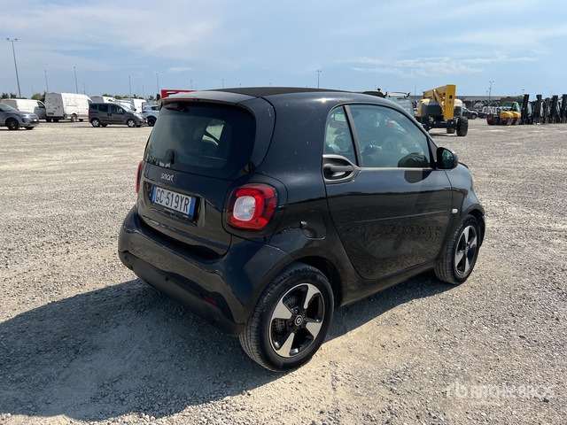 2020 SMART Fortwo COUP EQ 60KW PASSION Automobile - מכונית: תמונה 4 2020 SMART Fortwo COUP EQ 60KW PASSION Automobile - מכונית: תמונה 4