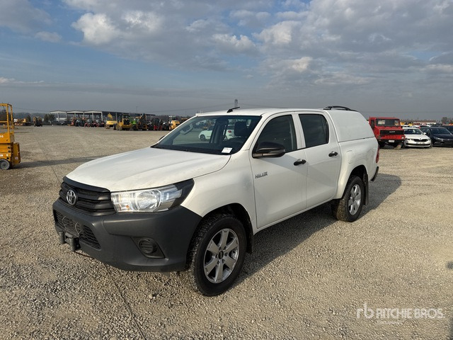 2020 Toyota Hilux Crew Cab Pickup - טנדר: תמונה 1 2020 Toyota Hilux Crew Cab Pickup - טנדר: תמונה 1