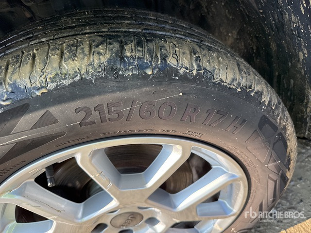 2021 Jeep Renegade 1.3 T4 DDCT 150CV LIMITED SUV - SUV: תמונה 5 2021 Jeep Renegade 1.3 T4 DDCT 150CV LIMITED SUV - SUV: תמונה 5