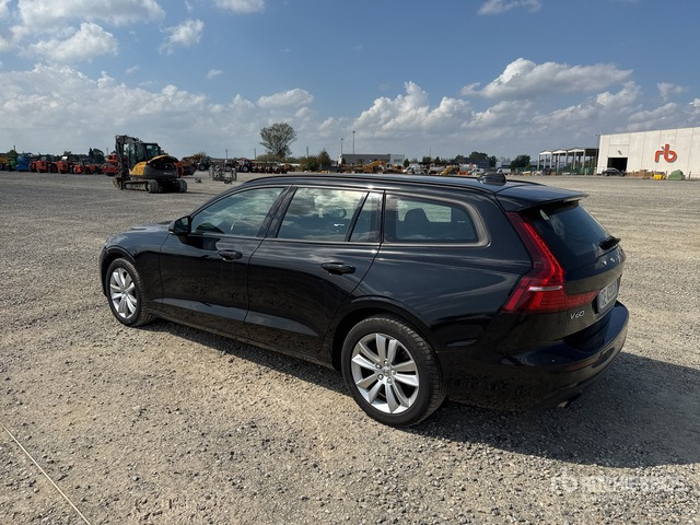 2021 Volvo V60 SW B4 D AUTOM. MOMENTUM BUSINESS Automobile - מכונית: תמונה 3 2021 Volvo V60 SW B4 D AUTOM. MOMENTUM BUSINESS Automobile - מכונית: תמונה 3