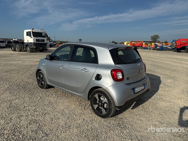 2022 SMART EQ BERLINA EQ 60KW PASSION Automobile - מכונית: תמונה 3 2022 SMART EQ BERLINA EQ 60KW PASSION Automobile - מכונית: תמונה 3