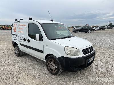 FIAT DOBLO - מכונית: תמונה 4 FIAT DOBLO - מכונית: תמונה 4