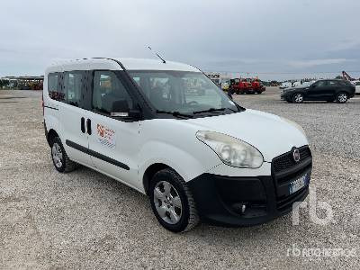 FIAT DOBLO - מכונית: תמונה 4 FIAT DOBLO - מכונית: תמונה 4