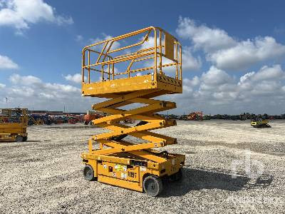 HAULOTTE COMPACT 10 Electric - מעלית מספריים: תמונה 1 HAULOTTE COMPACT 10 Electric - מעלית מספריים: תמונה 1