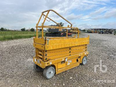 HAULOTTE COMPACT 10N Electric (Inoperable) - מעלית מספריים: תמונה 3 HAULOTTE COMPACT 10N Electric (Inoperable) - מעלית מספריים: תמונה 3