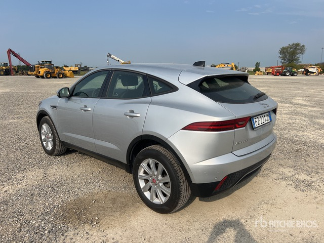 Jaguar E-Pace Automobile - מכונית: תמונה 3 Jaguar E-Pace Automobile - מכונית: תמונה 3