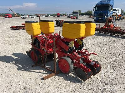 MATERMACC 8230 Seeder Parts - מקדחת זרעים: תמונה 2 MATERMACC 8230 Seeder Parts - מקדחת זרעים: תמונה 2