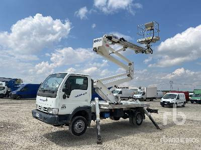 NISSAN CABSTAR 35.10 2005 Isoli PNT205 20 m on - פלטפורמה אווירית מותקנת על משאית: תמונה 1 NISSAN CABSTAR 35.10 2005 Isoli PNT205 20 m on - פלטפורמה אווירית מותקנת על משאית: תמונה 1