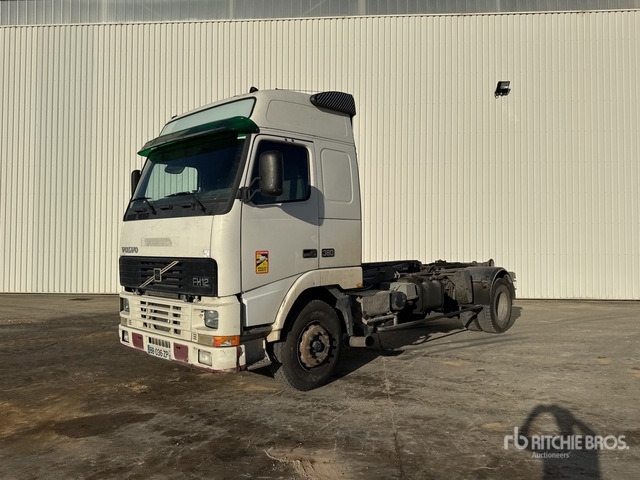 1998 Volvo FH12-380 4x2 Camion Ampliroll 4x2 Roll-Off Truck - משאית הרמת וו: תמונה 1 1998 Volvo FH12-380 4x2 Camion Ampliroll 4x2 Roll-Off Truck - משאית הרמת וו: תמונה 1