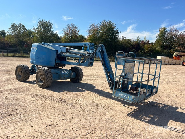 1999 Genie Z4525J 4WD Nacelle Articulee 4x4 Articulating Boom Lift - זרוע מרפקי: תמונה 4 1999 Genie Z4525J 4WD Nacelle Articulee 4x4 Articulating Boom Lift - זרוע מרפקי: תמונה 4
