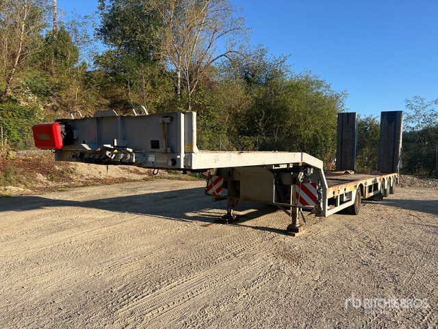 2001 Faymonville STNZ4U Quad/A Semi-Remorque Porte-Engi ... Lowboy Trailer - סמיטריילר עם מטען נמוך: תמונה 4 2001 Faymonville STNZ4U Quad/A Semi-Remorque Porte-Engi ... Lowboy Trailer - סמיטריילר עם מטען נמוך: תמונה 4