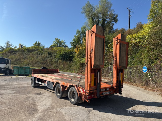 2003 TR AX R243WUL Tri/A Single Drop Remorque Port ... Lowboy Trailer - סמיטריילר עם מטען נמוך: תמונה 3 2003 TR AX R243WUL Tri/A Single Drop Remorque Port ... Lowboy Trailer - סמיטריילר עם מטען נמוך: תמונה 3