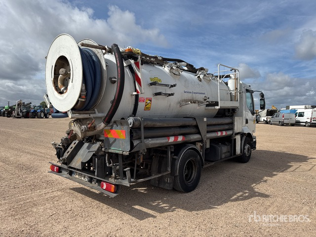 2005 Renault Midlum 220 dCi 2005 Rivard Cleanfos 16T on 4x2 ... Vacuum Excavator Truck - משאית ואקום: תמונה 4 2005 Renault Midlum 220 dCi 2005 Rivard Cleanfos 16T on 4x2 ... Vacuum Excavator Truck - משאית ואקום: תמונה 4