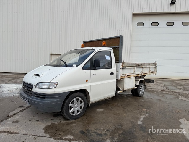 2006 Hyundai H1 Camion Benne Dump Truck: Light Duty - מזהיר: תמונה 1 2006 Hyundai H1 Camion Benne Dump Truck: Light Duty - מזהיר: תמונה 1