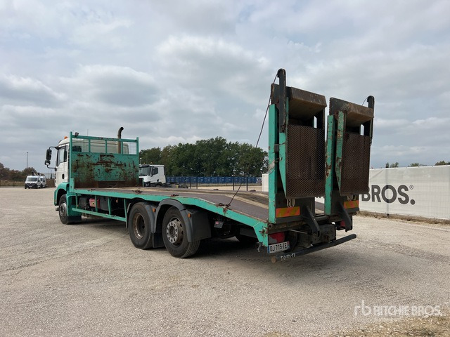 2006 MAN TGA 26.390 6x2-2BL Camion Plateau Flatbed Truck - משאית צד נופל/ שטוחה: תמונה 4 2006 MAN TGA 26.390 6x2-2BL Camion Plateau Flatbed Truck - משאית צד נופל/ שטוחה: תמונה 4