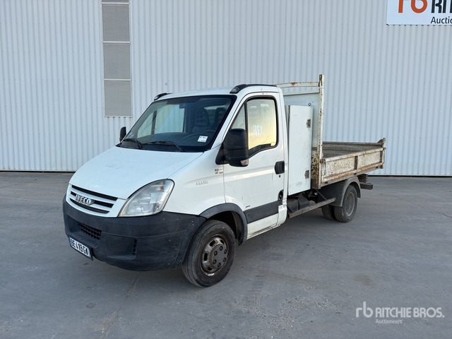 2007 Iveco 35C10 4x2 Camion Benne 4x2 Dump Truck: Light Duty - מזהיר: תמונה 1 2007 Iveco 35C10 4x2 Camion Benne 4x2 Dump Truck: Light Duty - מזהיר: תמונה 1