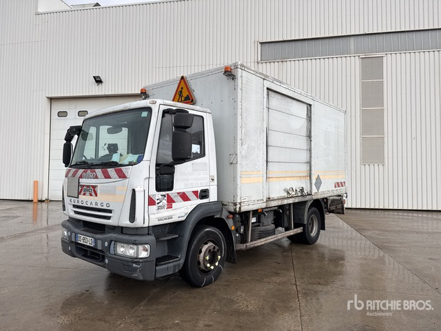 2007 Iveco Eurocargo 140E25 4x2 Camion Atelier 4x2 Service Truck - כלי רכב עירוני/ מיוחד: תמונה 1 2007 Iveco Eurocargo 140E25 4x2 Camion Atelier 4x2 Service Truck - כלי רכב עירוני/ מיוחד: תמונה 1