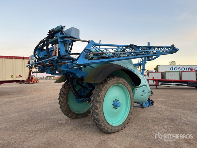 2008 Berthoud Tenor 35-37 28 m High Clearance Pulverisate ... Pull-Type Sprayer - מרסס נגרר: תמונה 4 2008 Berthoud Tenor 35-37 28 m High Clearance Pulverisate ... Pull-Type Sprayer - מרסס נגרר: תמונה 4