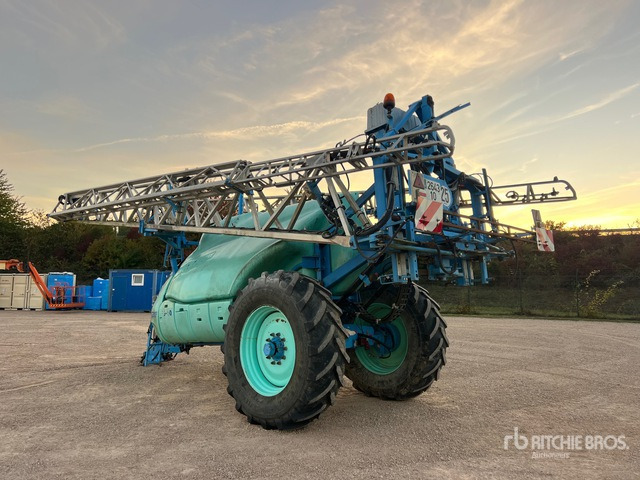 2008 Berthoud Tenor 55-60 DP Tronic 42 m High Clearance Pulverisate ... Pull-Type Sprayer - מרסס נגרר: תמונה 4 2008 Berthoud Tenor 55-60 DP Tronic 42 m High Clearance Pulverisate ... Pull-Type Sprayer - מרסס נגרר: תמונה 4