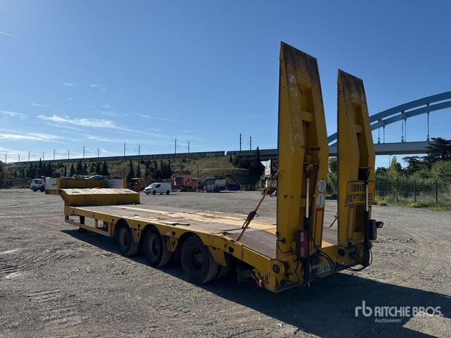 2008 Faymonville Multimax Tri/A Semi-Remorque Porte-Engin ... Lowboy Trailer - סמיטריילר עם מטען נמוך: תמונה 4 2008 Faymonville Multimax Tri/A Semi-Remorque Porte-Engin ... Lowboy Trailer - סמיטריילר עם מטען נמוך: תמונה 4