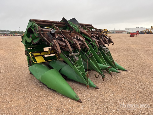 2008 John Deere 194-608CF-JD Cueilleur A Mais 8 Rangs 8 Row Corn Combine Harvester - ראש תירס: תמונה 1 2008 John Deere 194-608CF-JD Cueilleur A Mais 8 Rangs 8 Row Corn Combine Harvester - ראש תירס: תמונה 1