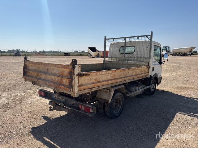 2008 Nissan Cabstar 35.13 Camion Benne (Inoperable) Dump Truck: Light Duty - מזהיר: תמונה 3 2008 Nissan Cabstar 35.13 Camion Benne (Inoperable) Dump Truck: Light Duty - מזהיר: תמונה 3