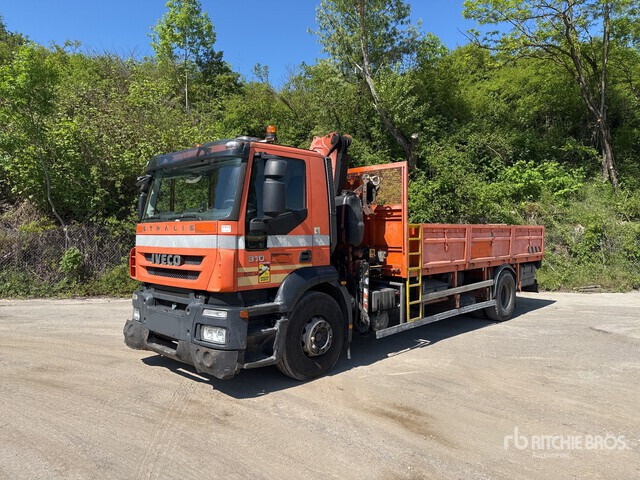 2009 Iveco Stralis 310 2009 Fassi F130A21 on 4x2 Camio ... Flatbed Truck with Crane - משאית צד נופל/ שטוחה, משאית מנוף: תמונה 2 2009 Iveco Stralis 310 2009 Fassi F130A21 on 4x2 Camio ... Flatbed Truck with Crane - משאית צד נופל/ שטוחה, משאית מנוף: תמונה 2