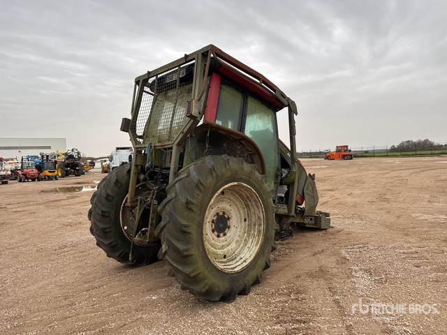 2009 Valtra N101 Tracteur Agricole (Inoperable) 4WD Tractor - טרקטור חקלאי: תמונה 4 2009 Valtra N101 Tracteur Agricole (Inoperable) 4WD Tractor - טרקטור חקלאי: תמונה 4