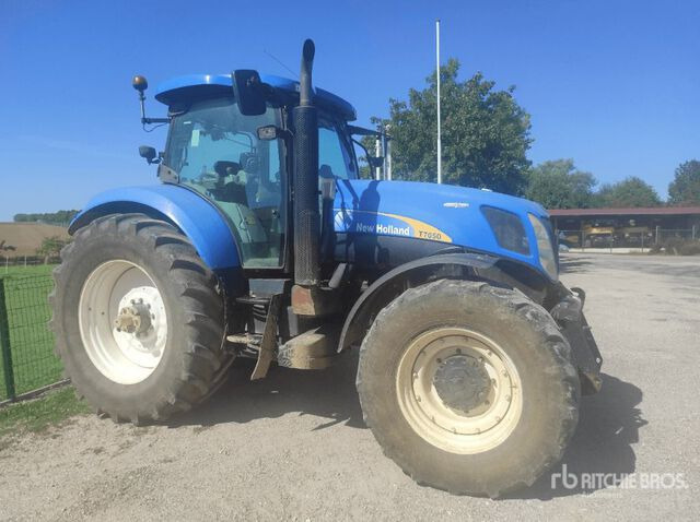 2010 New Holland T7050 AutoCommand Tracteur Agricole 4WD Tractor - טרקטור חקלאי: תמונה 1 2010 New Holland T7050 AutoCommand Tracteur Agricole 4WD Tractor - טרקטור חקלאי: תמונה 1